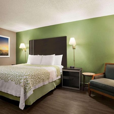 Days Inn By Wyndham Hardeeville/ I-95 State Line Екстер'єр фото