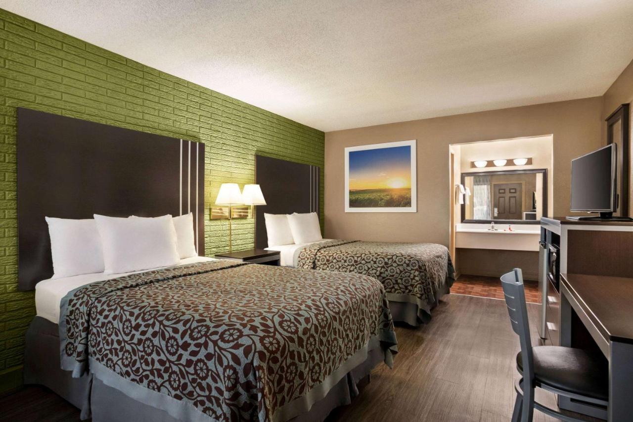 Days Inn By Wyndham Hardeeville/ I-95 State Line Екстер'єр фото