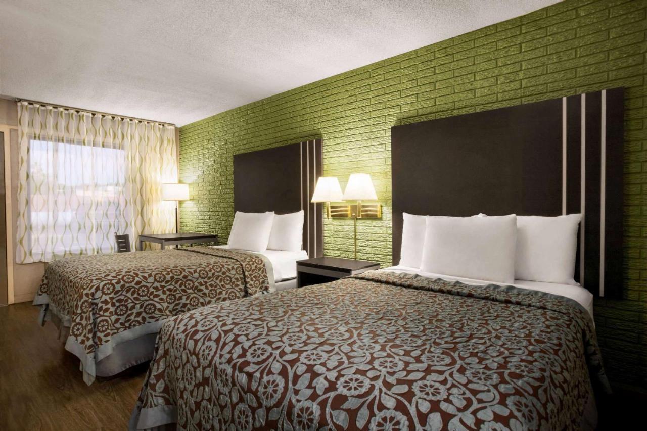 Days Inn By Wyndham Hardeeville/ I-95 State Line Екстер'єр фото